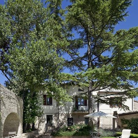 L'Arco Romanico Montefalco Bagian luar foto